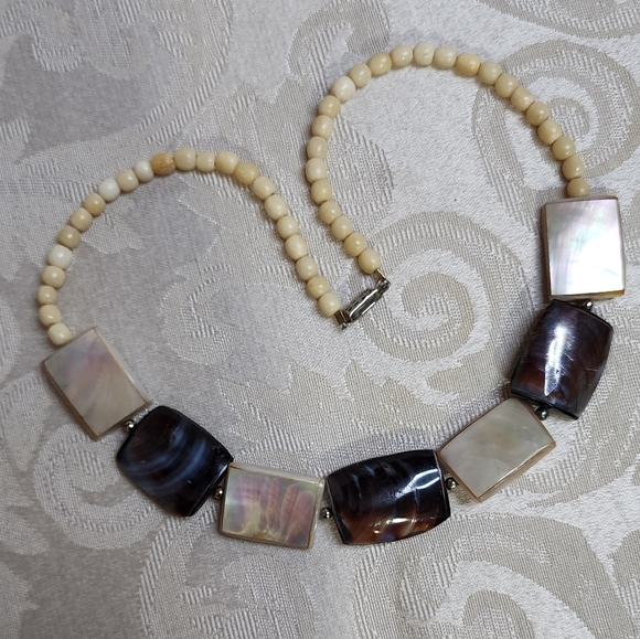 Rare 1950s Abalone and Mother-of-Pearl Geometric Necklace Mid-Century Modern - Picture 5 of 7